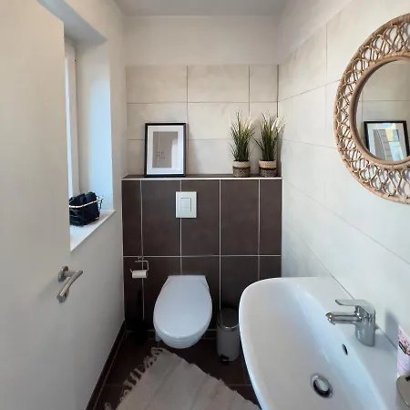 Zentral. Stylisch. Toni House Mit Viel Platz! Vakantiehuis *