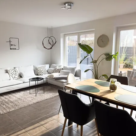 Zentral. Stylisch. Toni House Mit Viel Platz! Lingen