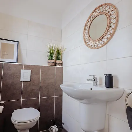 Zentral. Stylisch. Toni House Mit Viel Platz! Lingen